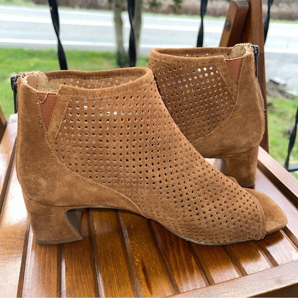 NYDJ Women's Gabbe Suede Peep Toe Heel Bootie Rust Size 10M - Picture 8 of 11